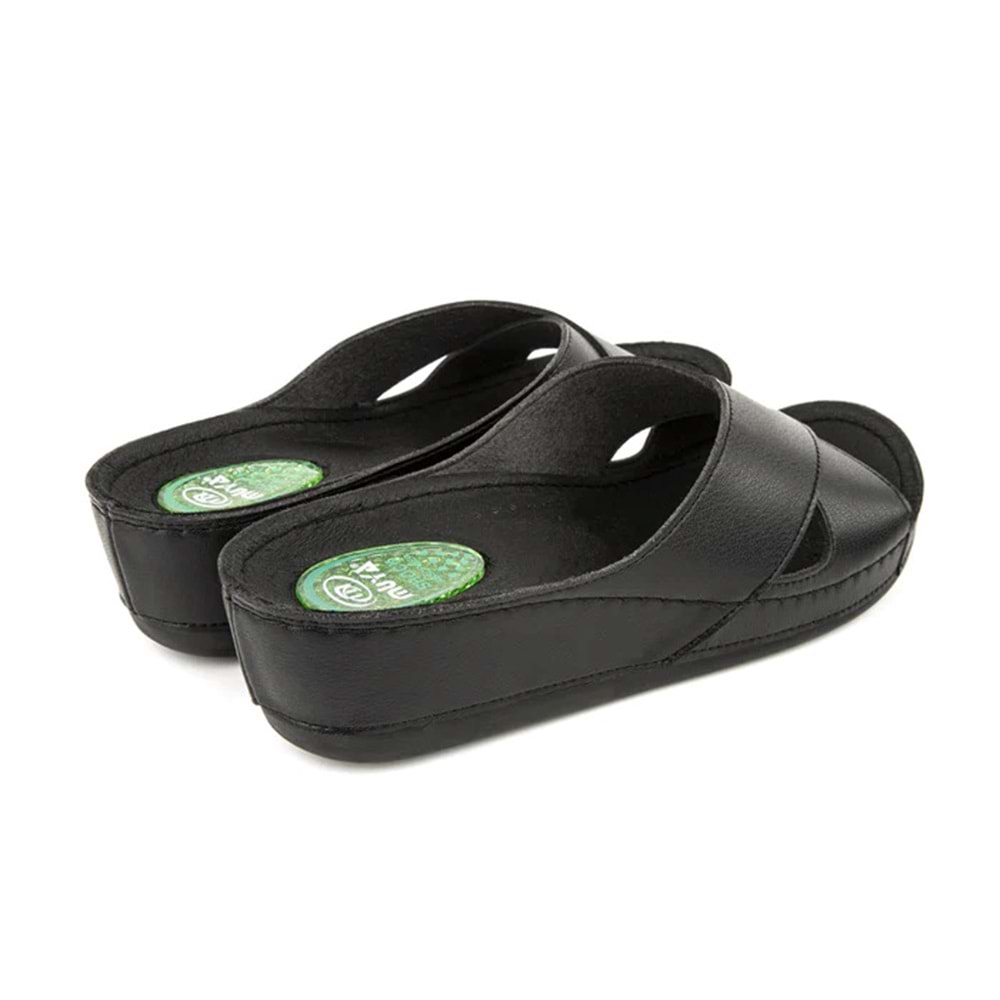 Muya Active Anatomik Taban Jel Destekli Kadın Terlik - Siyah - 42