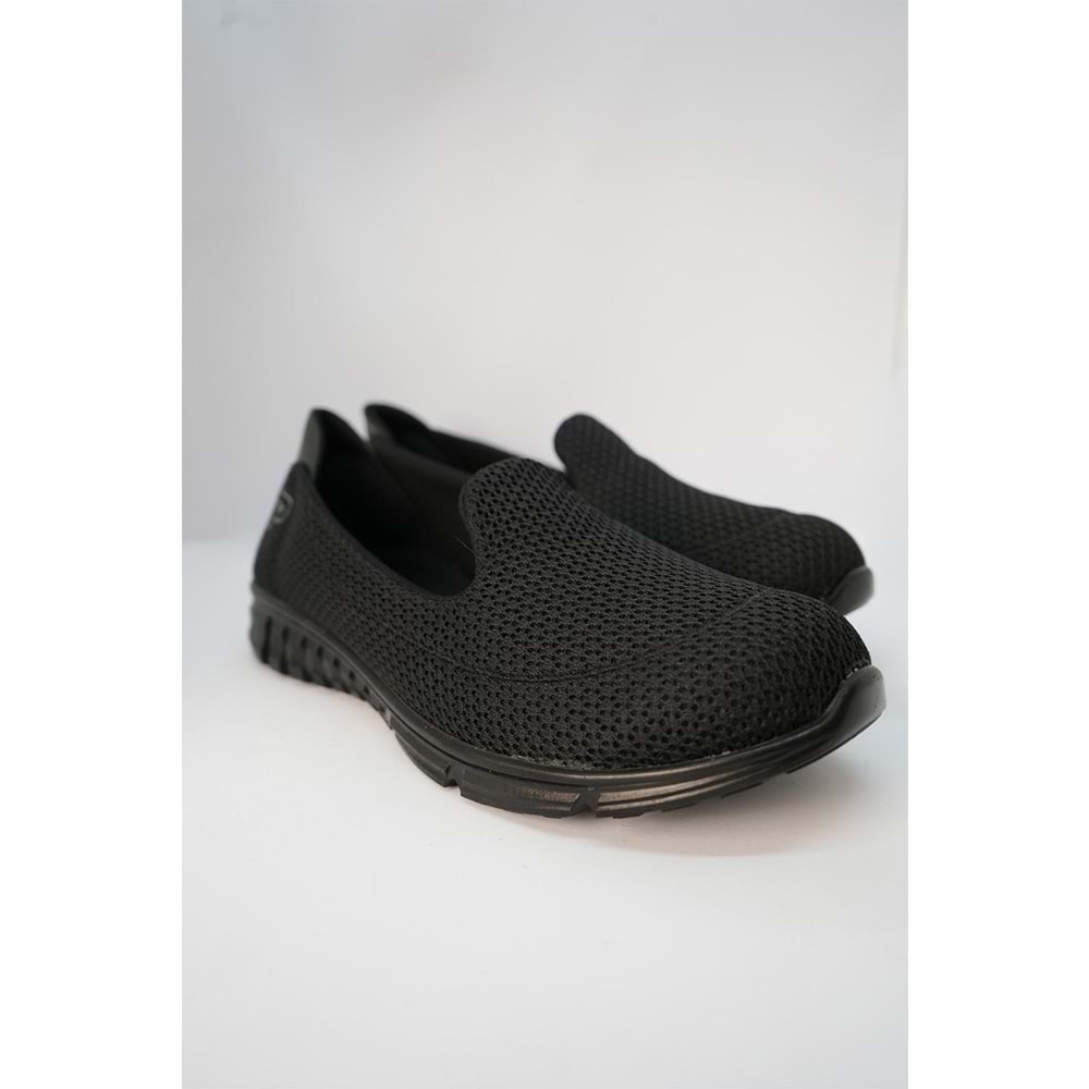 Kristal Kr.47 Anatomik Memory Taban Düz Kadın Ayakkabı - Siyah - 38