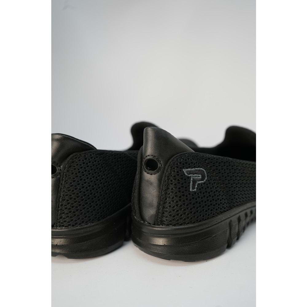 Kristal Kr.47 Anatomik Memory Taban Düz Kadın Ayakkabı - Siyah - 38