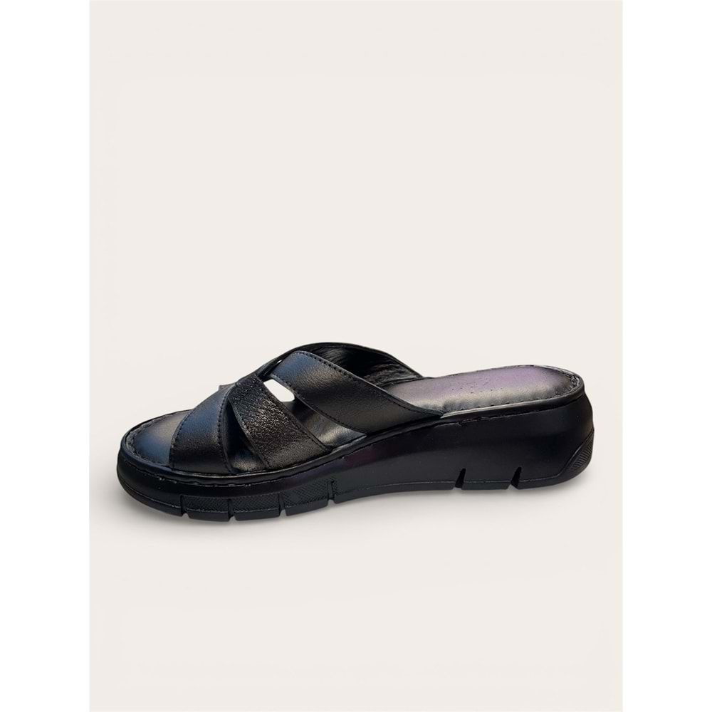 Kristal İrm.03 İçi Dışı Hakiki Deri Kadın Terlik - Siyah - 40