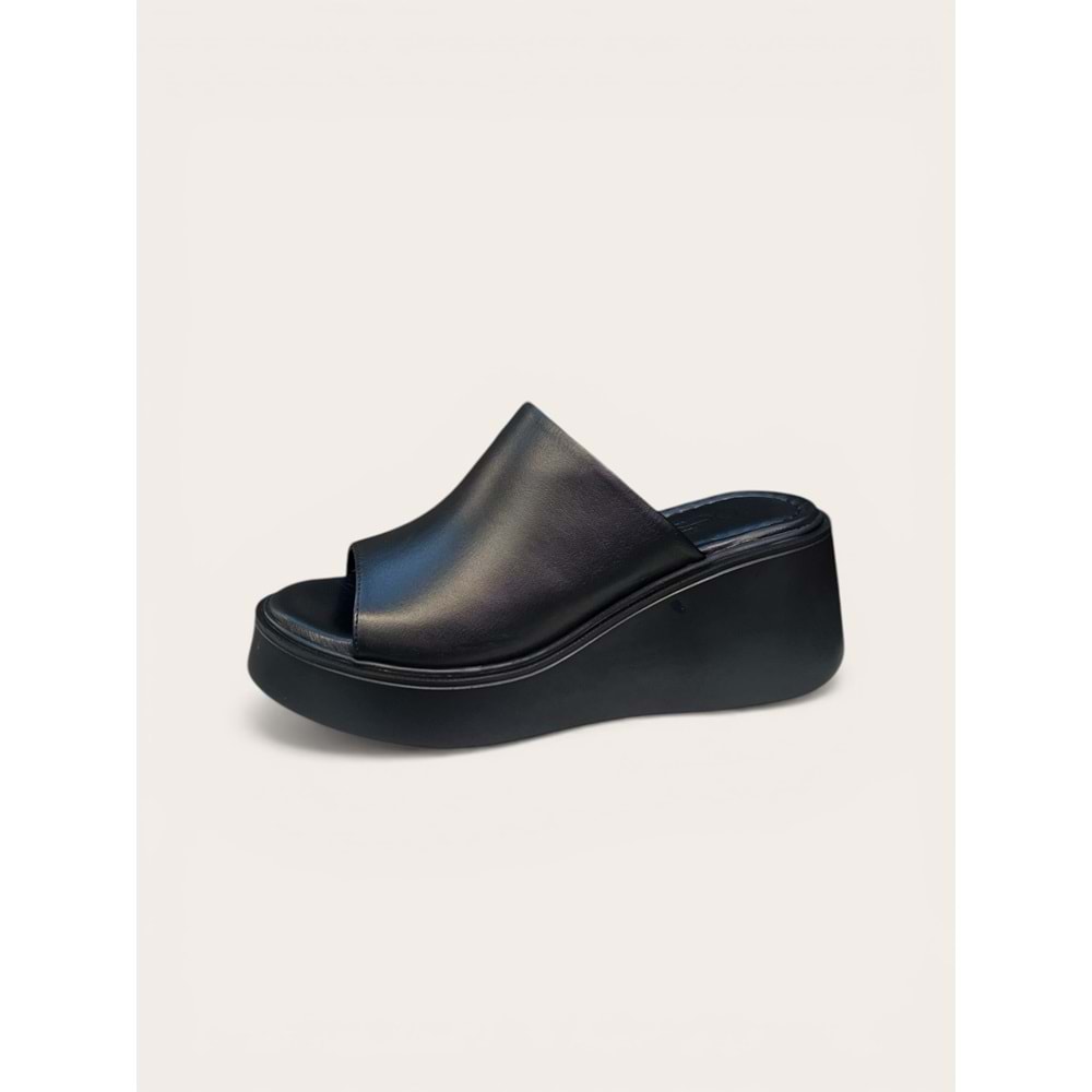 Kristal Bel.1700 Hakiki Deri Kadın Terlik - Kristal - Bel.1700 - Siyah - 40