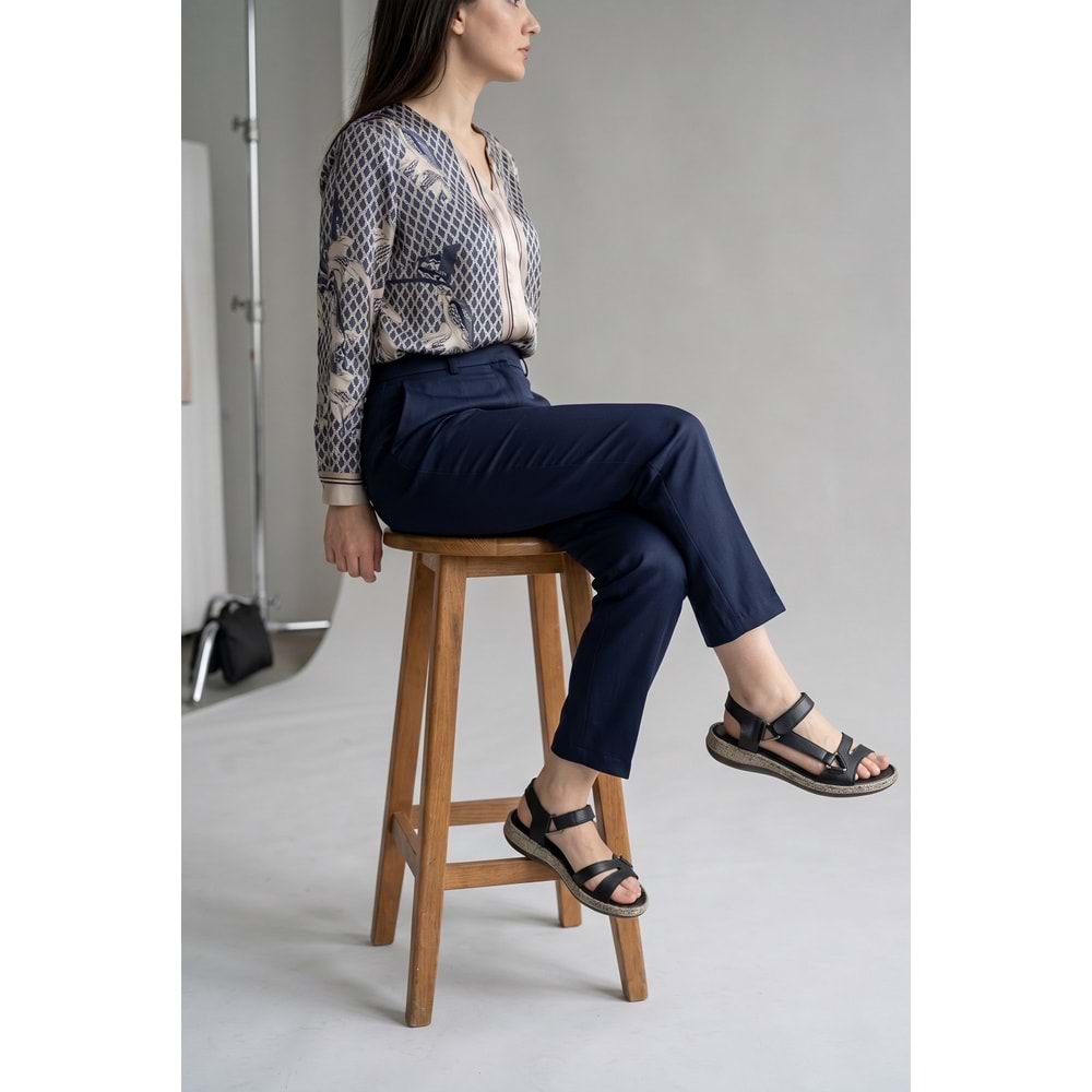Kristal Bio.9413 İçi Dışı Hakiki Yumuşak Deri Extra Hafif Kadın Sandalet - Kristal - Bio.9413 - Siyah - 36