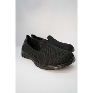 Kristal Kr.47 Anatomik Memory Taban Düz Kadın Ayakkabı - Siyah - 38