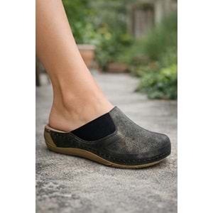 Carla Verde Tam Ortopedik Burnu Kapalı Kadın Terlik - Carla Verde - 151394.50 - Siyah - 40