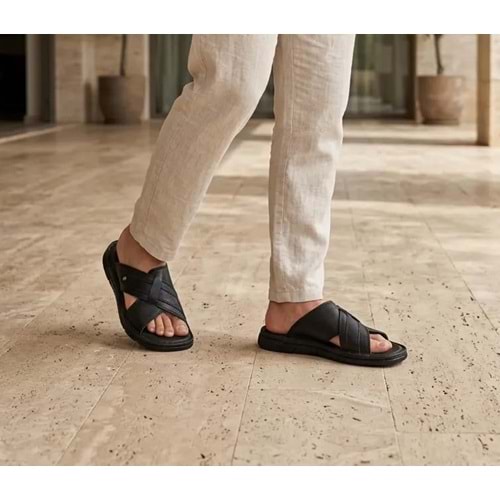 Kristal Sr.1651 Tam Ortopedik İçi Dışı Deri Erkek Terlik - Kristal - Sr.1651 - Siyah - 42