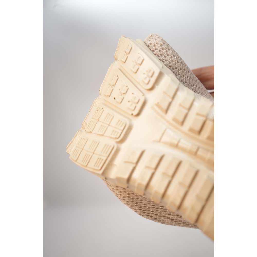 Kristal Kr.46 Anatomik Memory Taban Lastikli Kadın Ayakkabı - Bej - 37