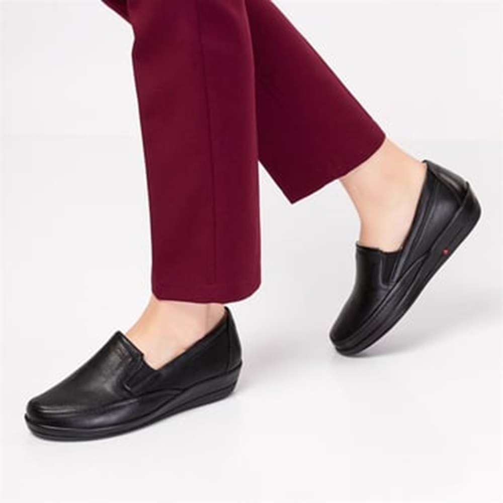 Dia 006 Diyabetik Şeker Hastaları İçin İçi Dışı Hakiki Deri Kadın Ayakkabı - 006 - Siyah - 40