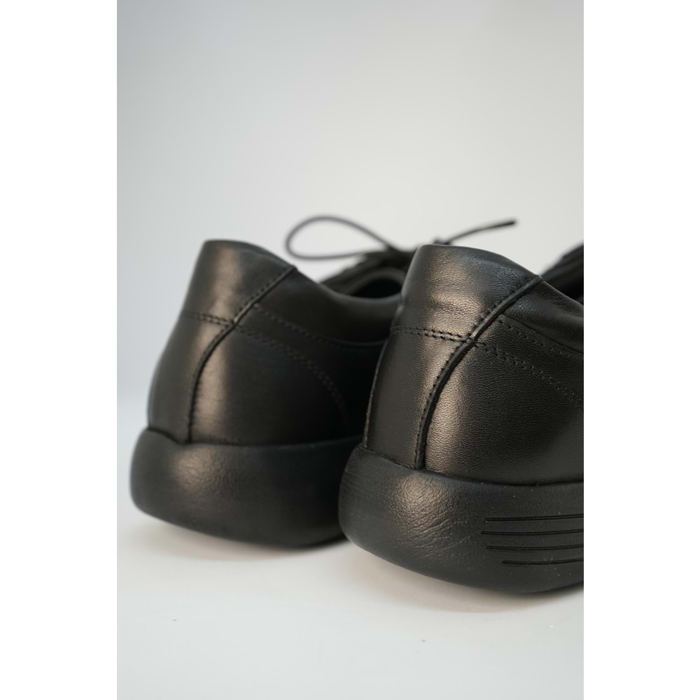 Forex Tam Ortopedik İçi Dışı Hakiki Deri Lastikli Kadın Ayakkabı - Siyah - 39