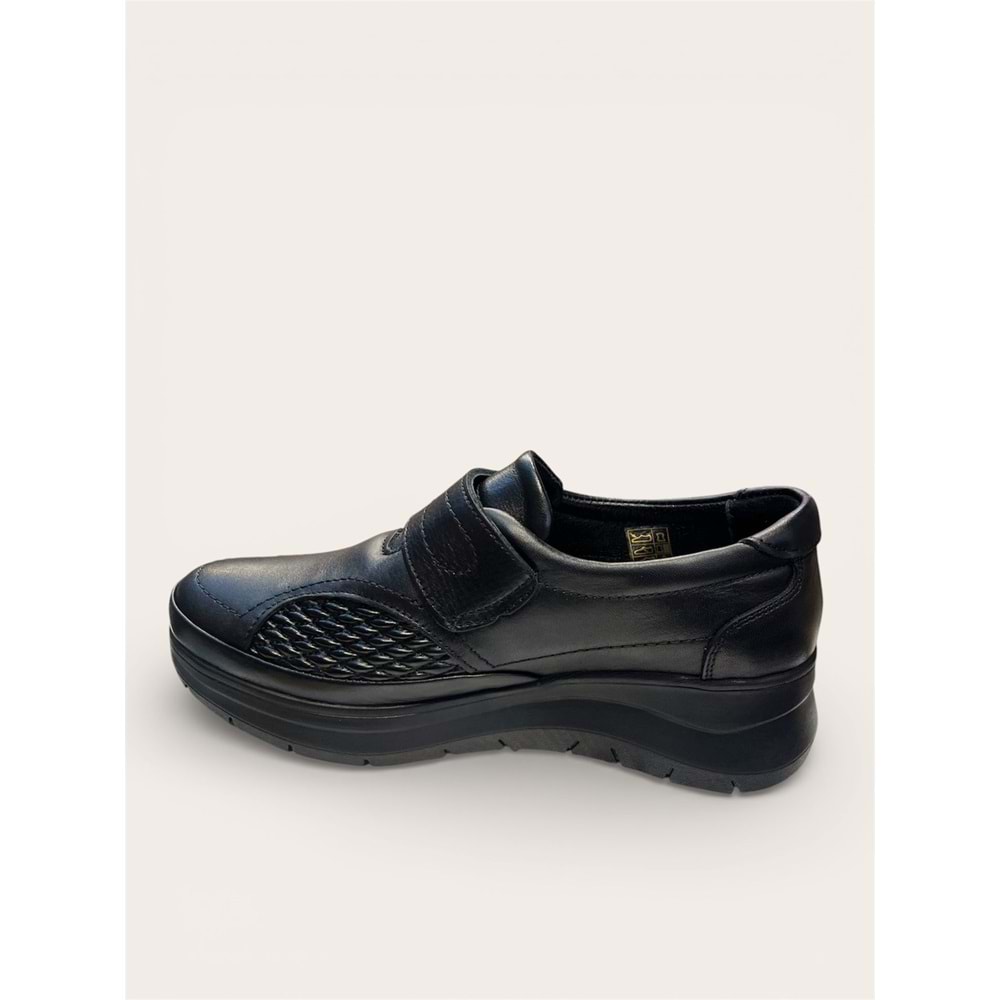 Kristal Bio.380 Tam Ortopedik İçi Dışı Hakiki Deri Kemik Çıkıntısı İçin Cırtlı Kadın Ayakkabı - Siyah - 36